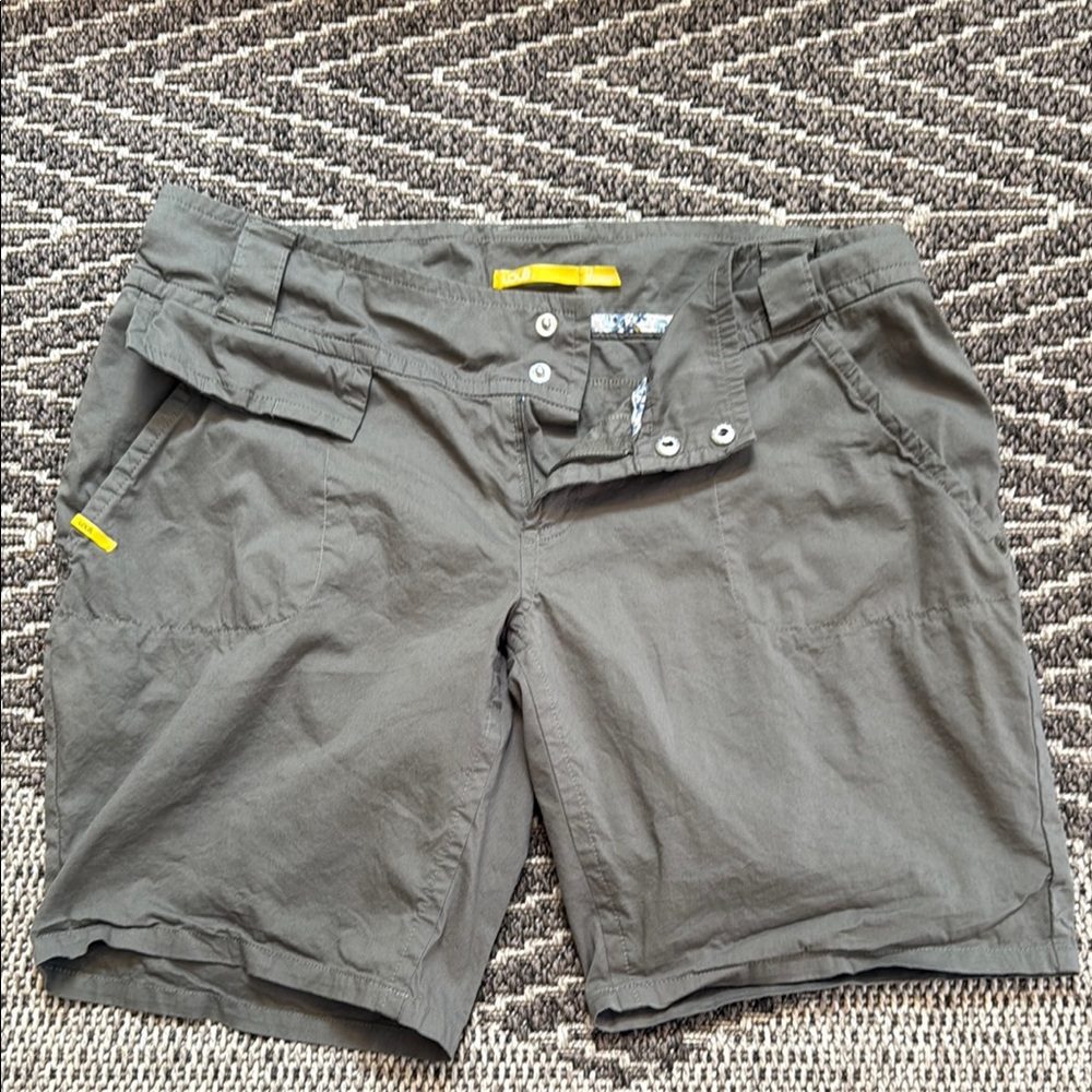 Lole Women's olive Shorts with Yellow Accents